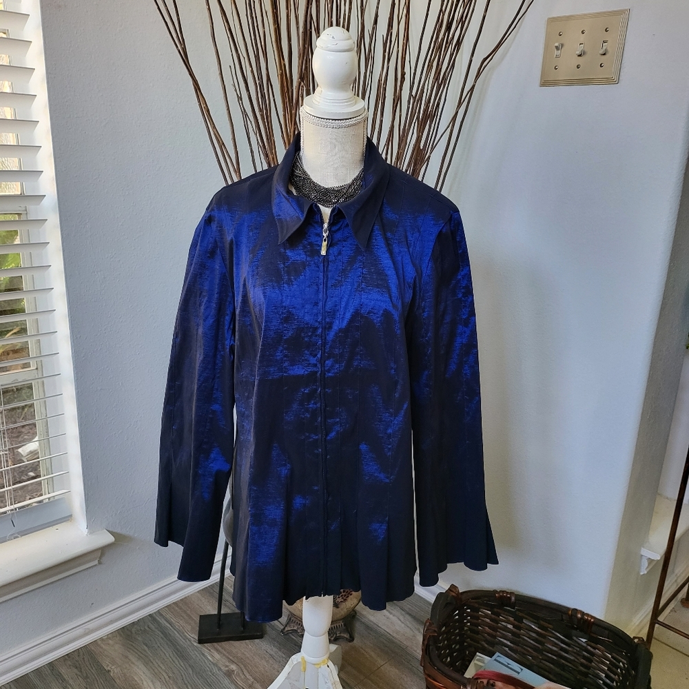 Addition Elle Top - Picture 2 of 13